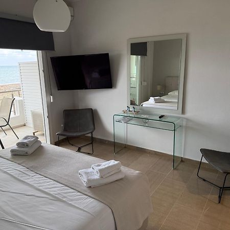 Korelis Apartments Agia Anna  Eksteriør billede
