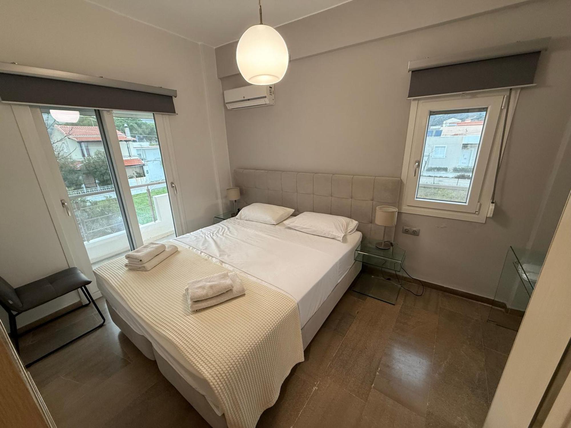 Korelis Apartments Agia Anna  Eksteriør billede
